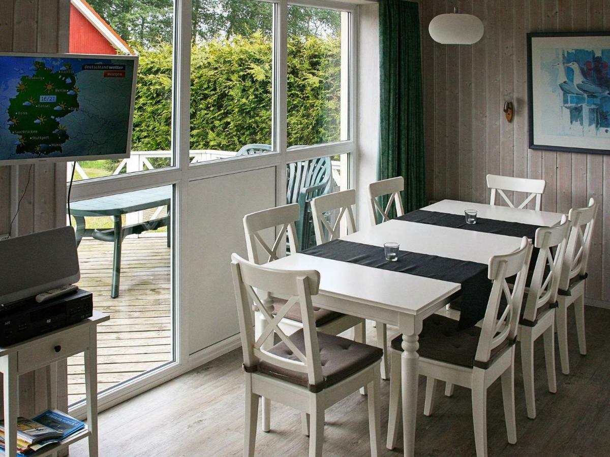 8 Person Holiday Home In Гелтинг Стая снимка